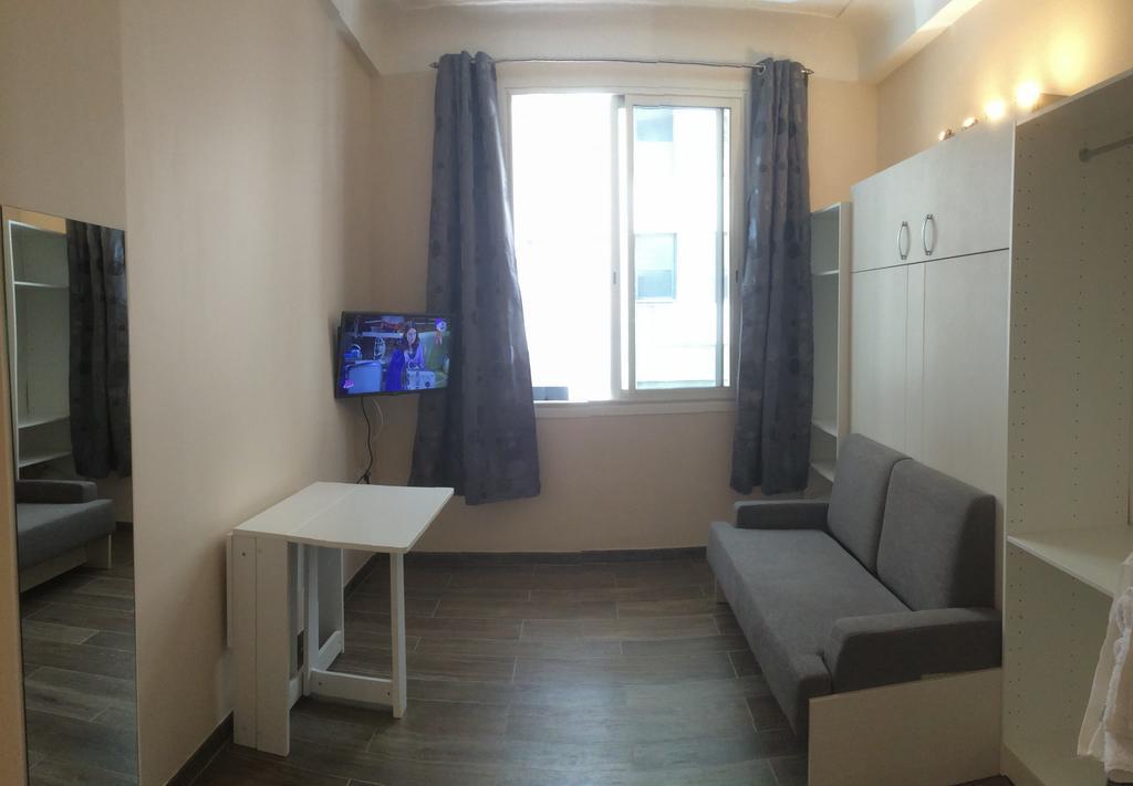 Nice Halevy Room photo